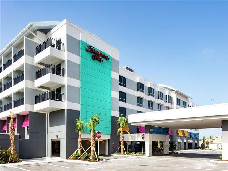 Hampton Inn Dunedin, Fl מראה חיצוני תמונה