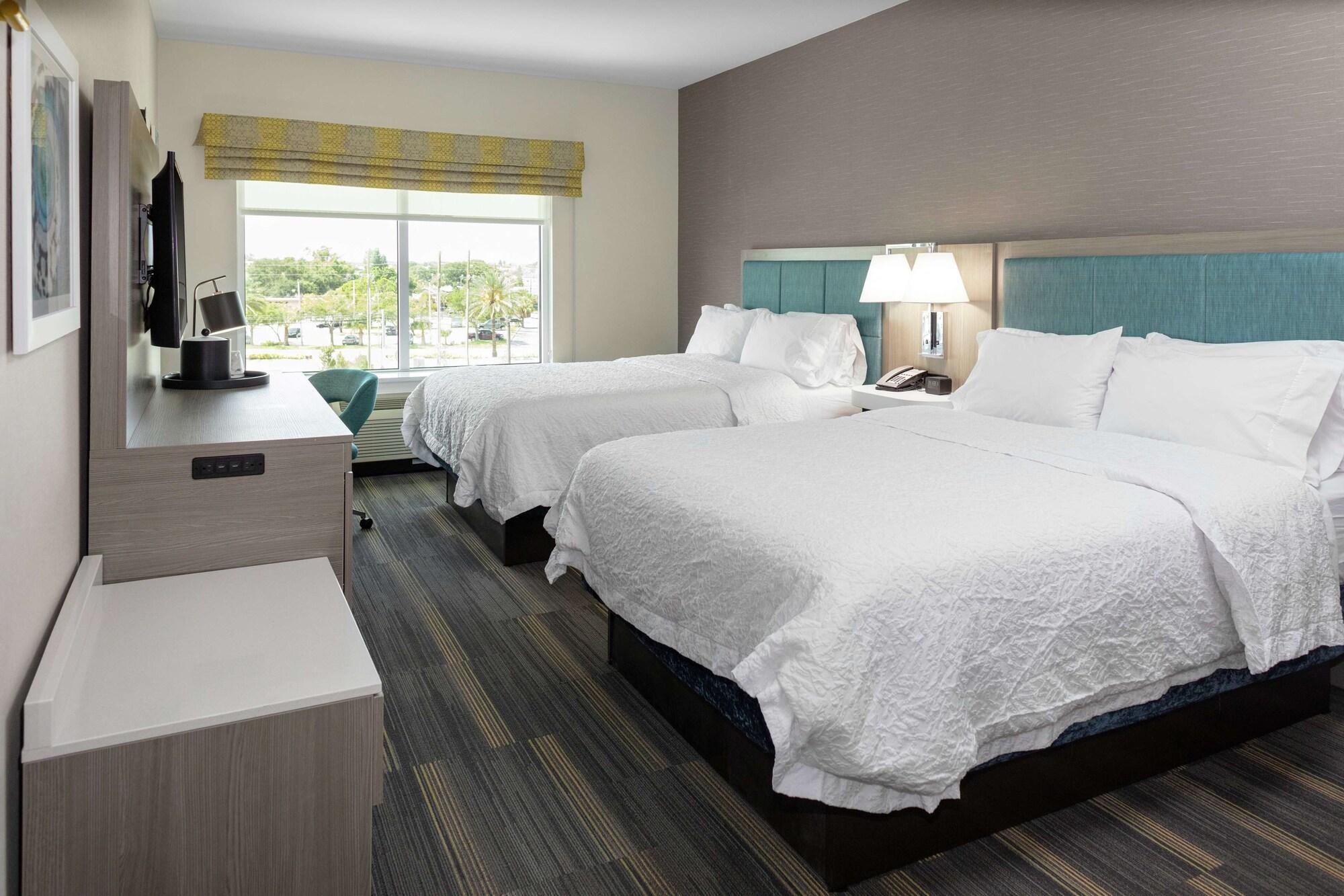 Hampton Inn Dunedin, Fl מראה חיצוני תמונה